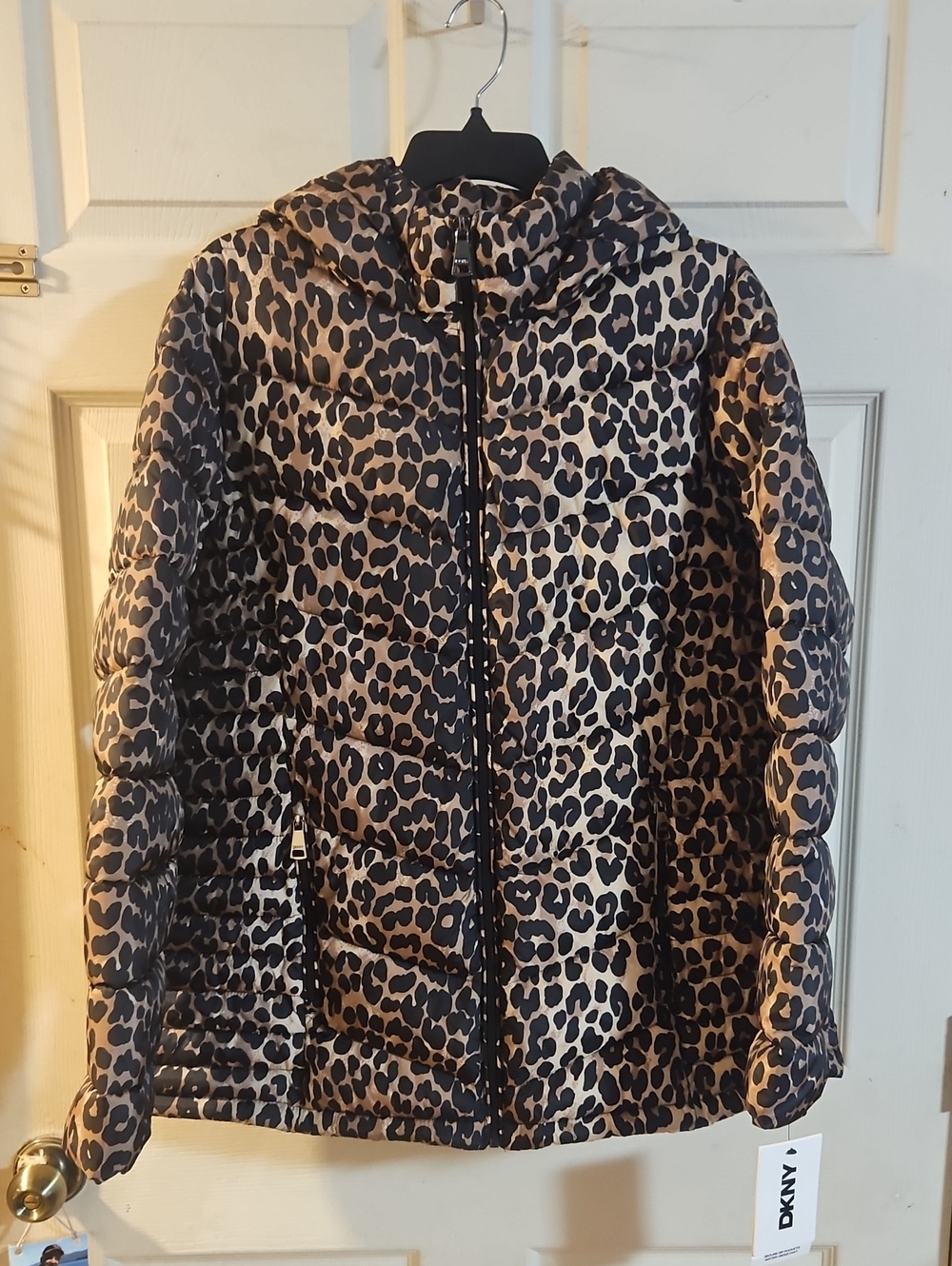 DKNY LEOPARD PRINT PUFFER COAT: NEW WITH TAGS: SIZE XL